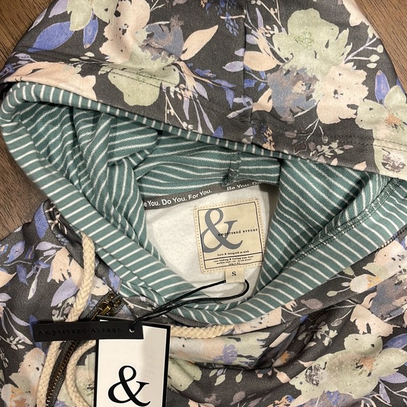 Ampersand Ave Doublehood ~ Now & Zen - Picture 2 of 5